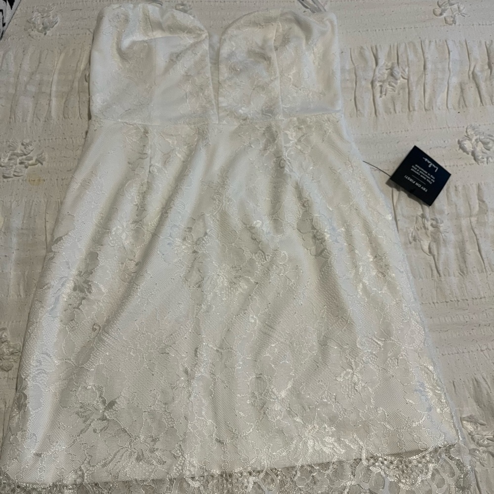 Lace mini dress